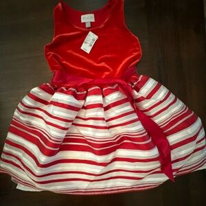 Adorable holiday dress with velvet bodice